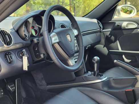 Used 2007 Porsche Cayman S RWD image 4