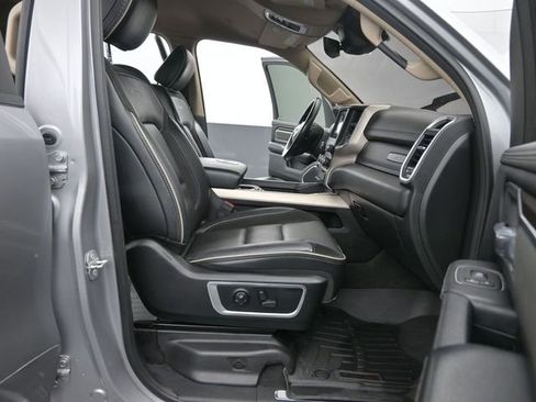 Used 2021 RAM 1500 Laramie AWD/4WD image 18