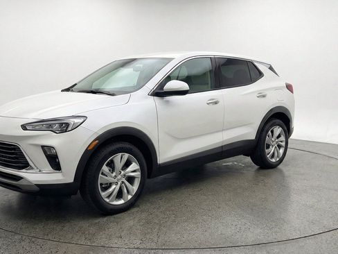 Used 2025 Buick Encore GX Preferred AWD/4WD image 3