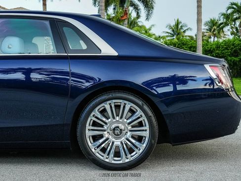 Used 2022 Rolls-Royce Ghost AWD/4WD image 3