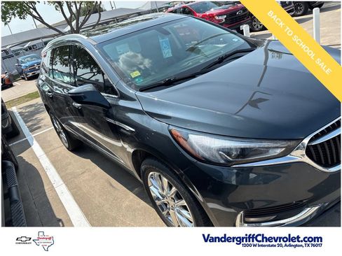 Used 2020 Buick Enclave Essence w/ Sound and Sites Package FWD image 3