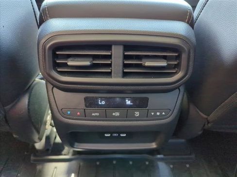 Used 2024 Honda Pilot EX-L image 19