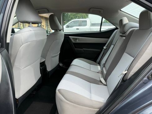 Used 2017 Toyota Corolla LE image 17