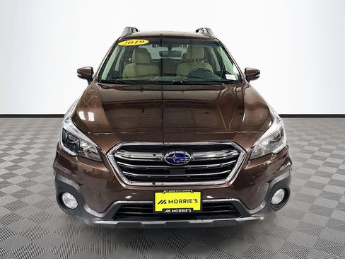 Used 2019 Subaru Outback 2.5i Premium AWD/4WD image 2