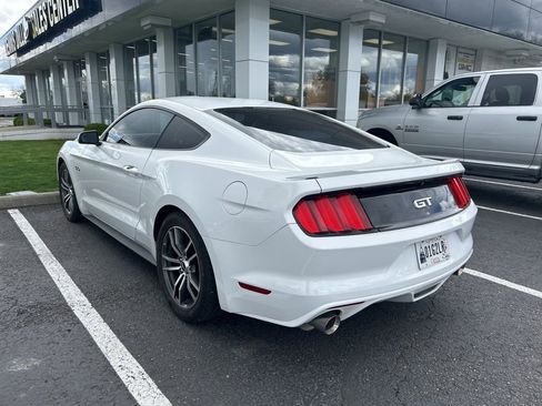 Used 2017 Ford Mustang GT image 8