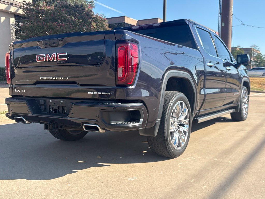 Used 2023 GMC Sierra 1500 Denali w/ Denali Reserve Package AWD/4WD image 11