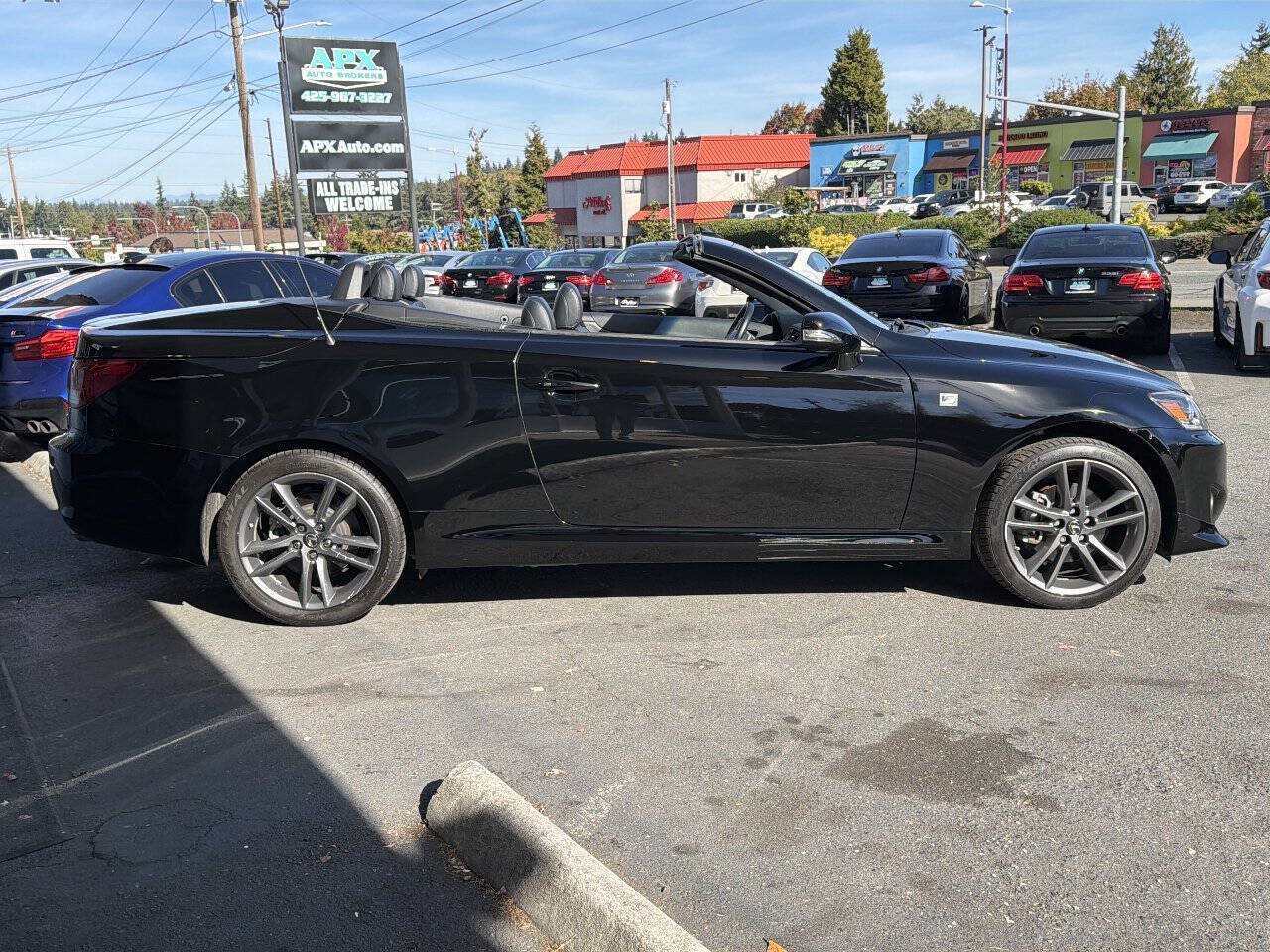 Used 2013 Lexus IS 250C RWD image 7