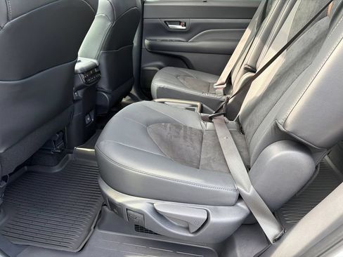 New 2026 Toyota Grand Highlander AWD Hybrid image 18
