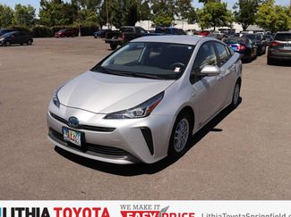 Certified 2022 Toyota Prius LE FWD video 1