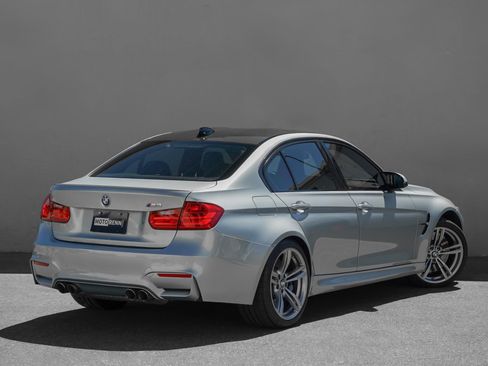 Used 2015 BMW M3 RWD image 2