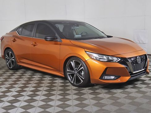 Used 2023 Nissan Sentra SR FWD image 2