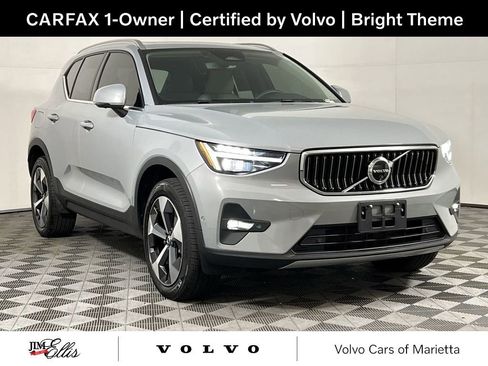 Certified 2024 Volvo XC40 B5 Plus w/ Climate Package image 1