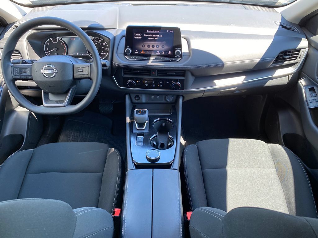 Used 2026 Nissan Rogue S AWD/4WD image 14