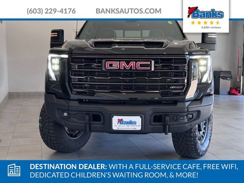 Certified 2024 GMC Sierra 2500 AT4X w/ AT4X AEV Edition AWD/4WD image 3