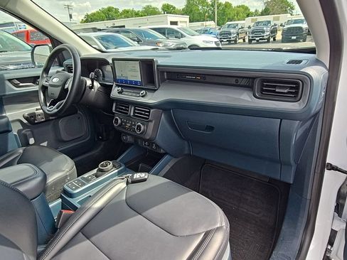Used 2024 Ford Maverick Lariat w/ Black Appearance Package AWD/4WD image 43