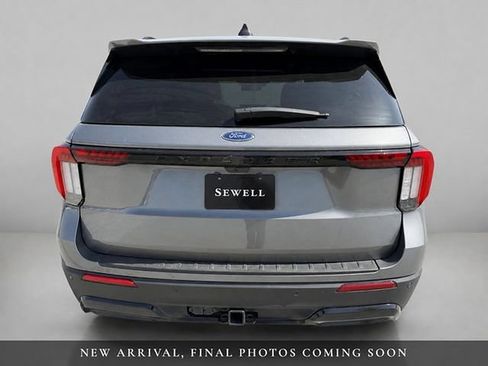 Used 2025 Ford Explorer ST-Line w/ Premium Package RWD image 5