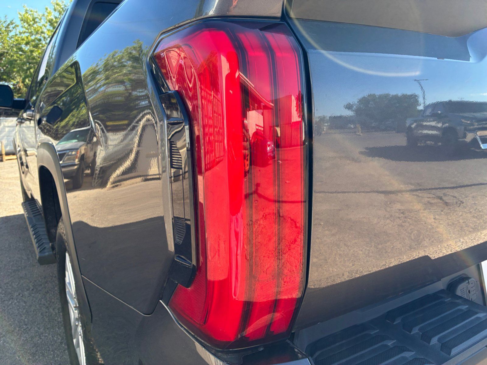 Used 2022 Toyota Tundra SR5 w/ SR5 Premium Package RWD image 25