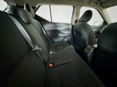 Used 2021 Nissan Kicks SV FWD image 26