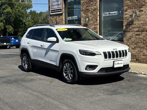 Used 2020 Jeep Cherokee Latitude Plus w/ Cold Weather Group AWD/4WD image 7