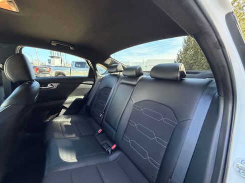 Used 2022 Kia Forte GT-Line image 21