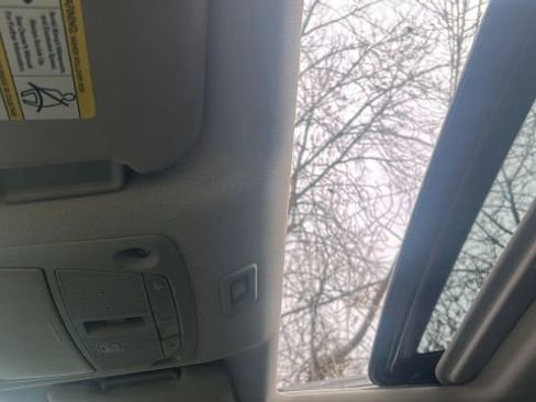 Used 2018 Nissan Pathfinder SL w/ SL Premium Package image 25