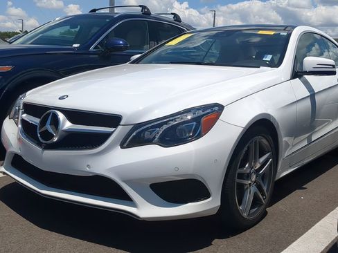Used 2015 Mercedes-Benz E 400 Coupe image 2