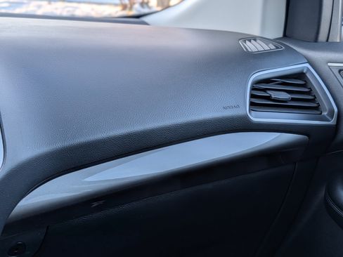 Certified 2023 Ford Edge SEL image 16