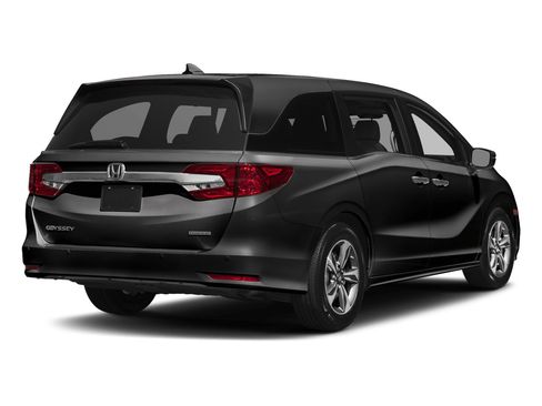 Used 2018 Honda Odyssey Touring image 3