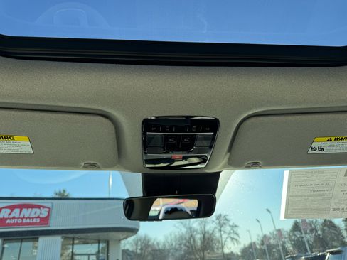 Used 2024 Hyundai Santa Fe Limited image 24