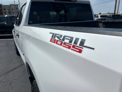 Used 2025 Chevrolet Silverado 1500 Custom Trail Boss AWD/4WD image 12