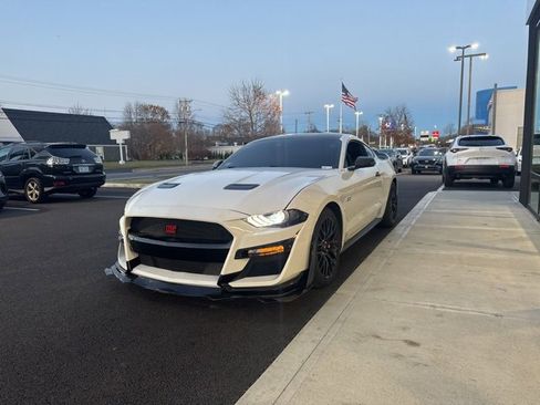 Used 2021 Ford Mustang GT Premium w/ GT Performance Package image 6