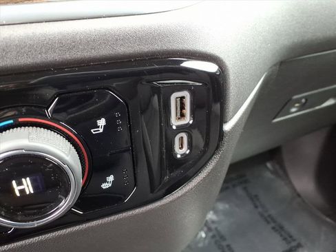 Certified 2022 Chevrolet Silverado 1500 LT image 18