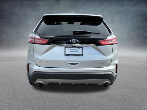 Used 2019 Ford Edge SEL w/ Equipment Group 201A AWD/4WD image 4