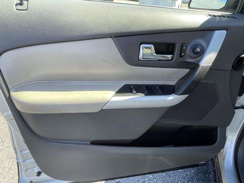 Used 2011 Ford Edge Limited image 18