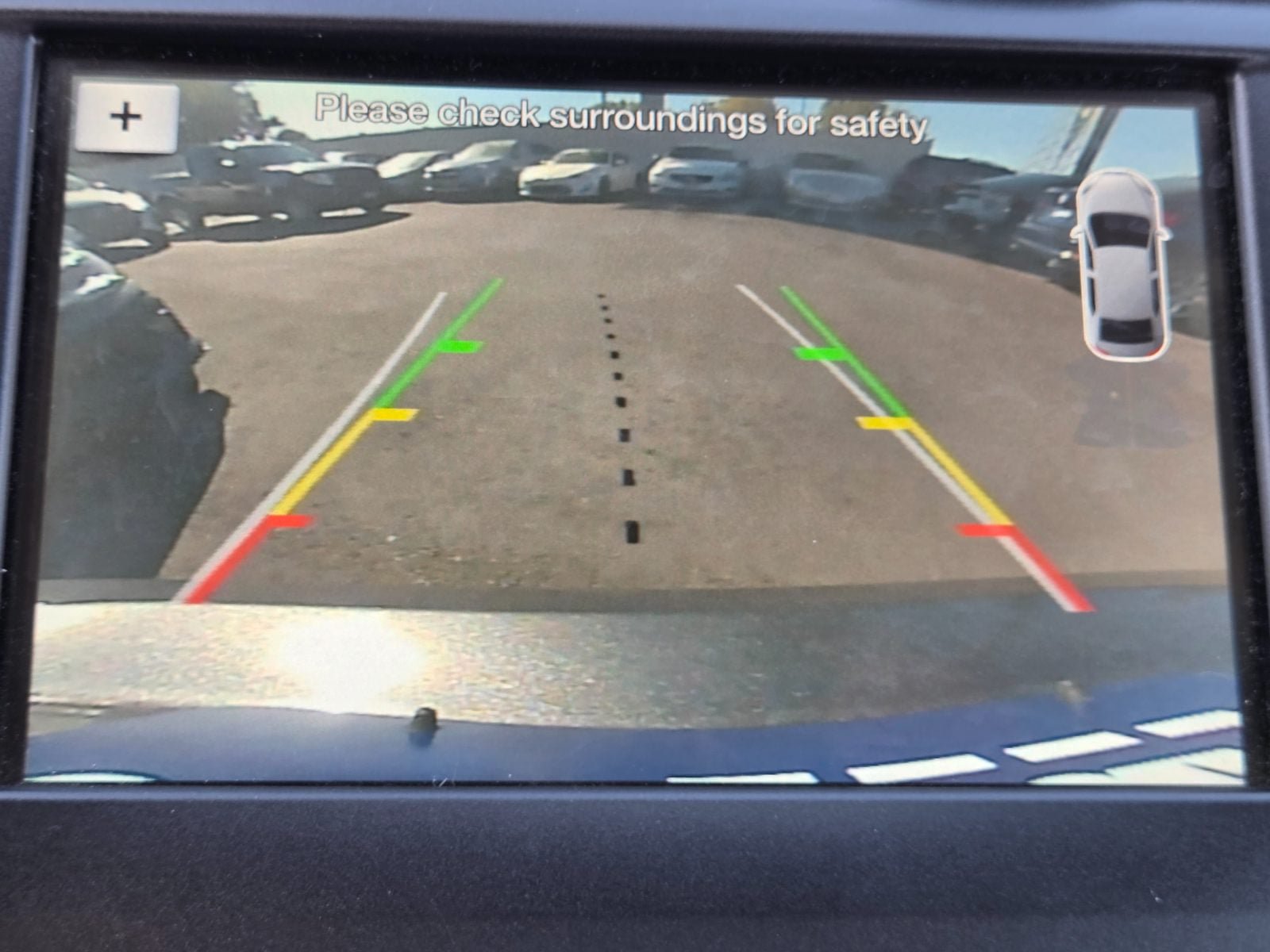 Used 2017 Ford Fusion SE w/ Equipment Group 201A FWD image 17