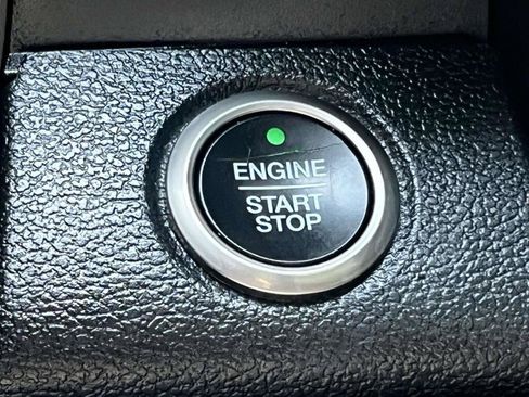 Used 2017 Ford F150 Raptor w/ Equipment Group 802A Luxury AWD/4WD image 36