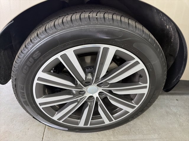 Certified 2024 Land Rover Range Rover Long Wheelbase Autobiography AWD/4WD image 19