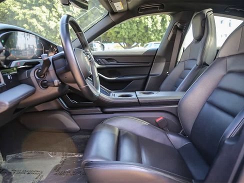 Used 2022 Porsche Taycan 4S image 16