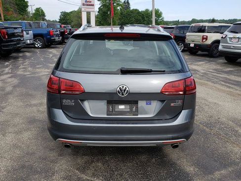 Used 2017 Volkswagen Golf Alltrack AWD/4WD image 6