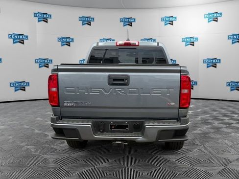 Used 2022 Chevrolet Colorado LT w/ LT Convenience Package AWD/4WD image 4