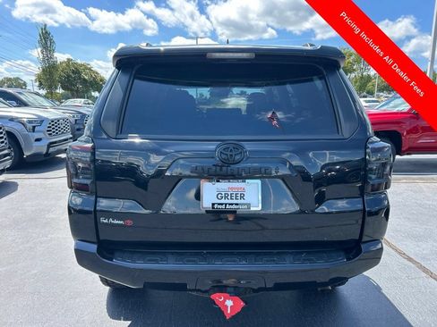 Used 2023 Toyota 4Runner SR5 Premium w/ Moonroof Package RWD image 18