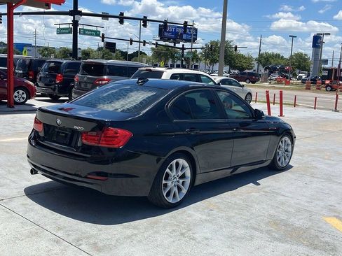 Used 2014 BMW 320i Sedan RWD image 6