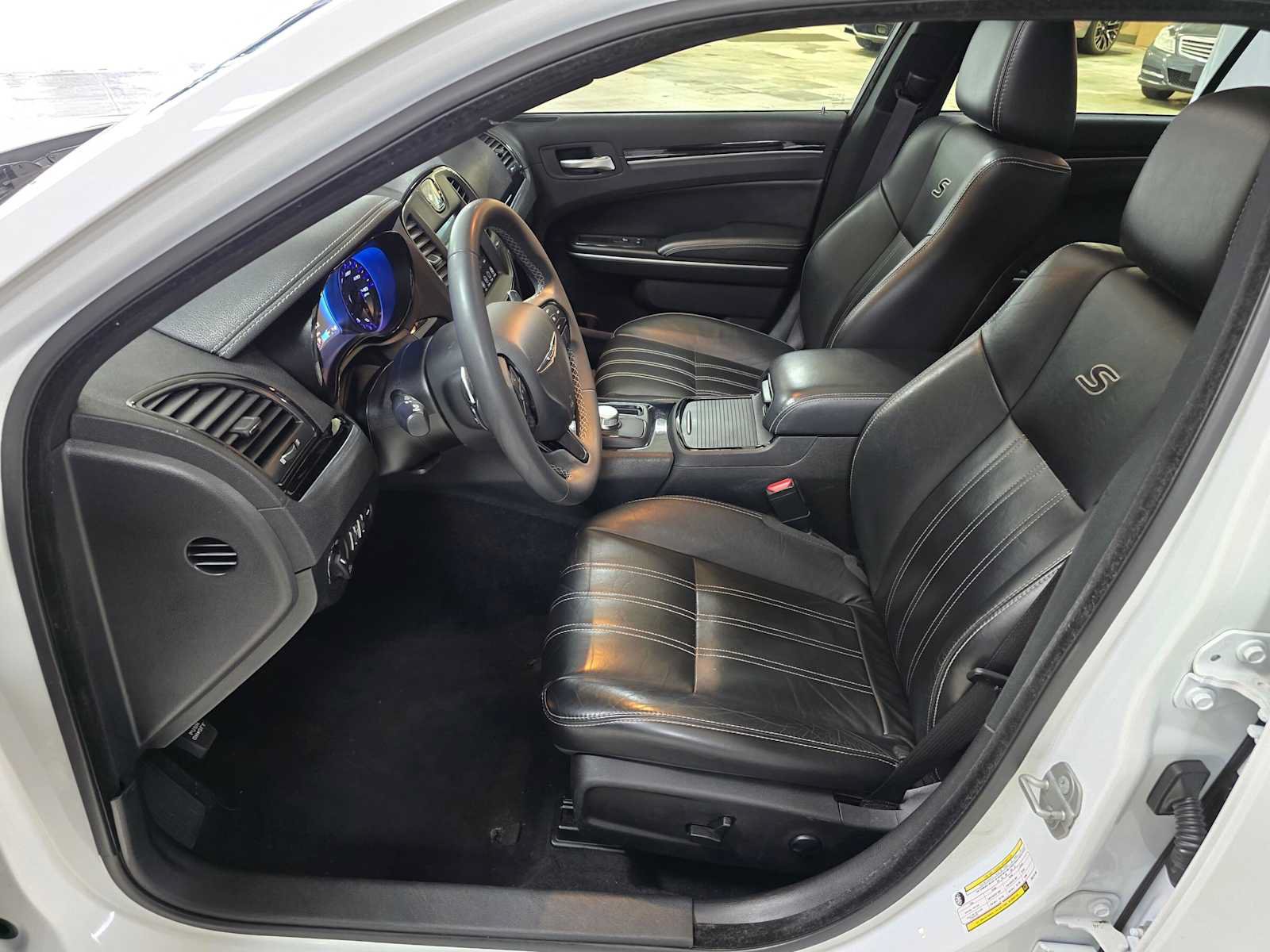 Used 2023 Chrysler 300 S RWD image 20