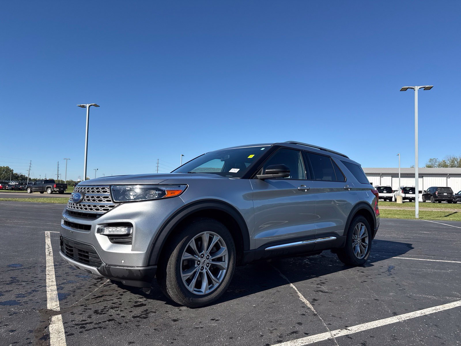 Used 2020 Ford Explorer Limited AWD/4WD image 10