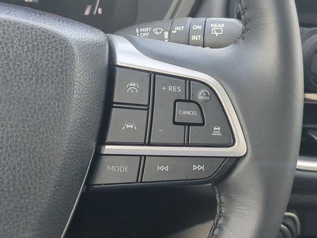 Certified 2025 Toyota Grand Highlander FWD image 31
