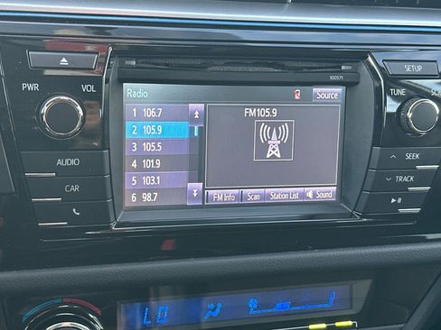 Used 2016 Toyota Corolla S image 16