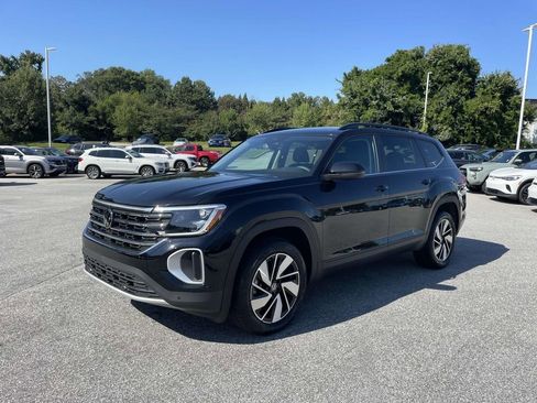 New 2026 Volkswagen Atlas SE FWD image 3