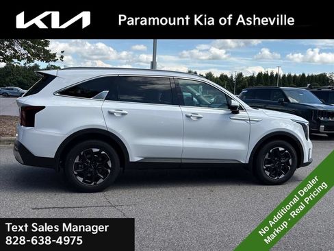 New 2026 Kia Sorento S w/ S Panoramic Sunroof Package FWD image 7