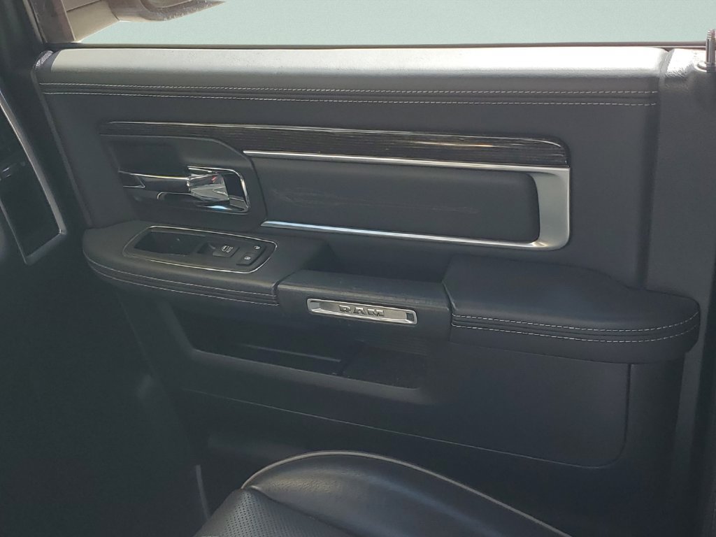 Used 2016 RAM 1500 Limited RWD image 13