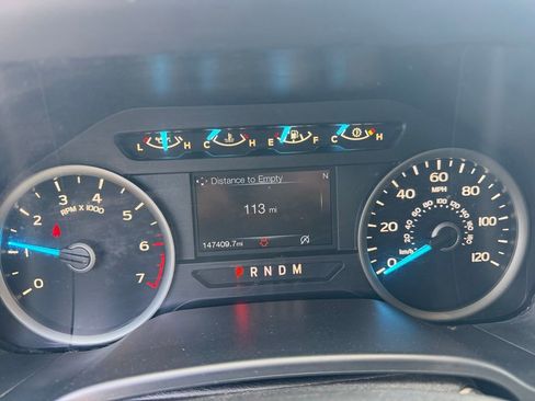 Used 2018 Ford F150 XLT w/ Trailer Tow Package image 15